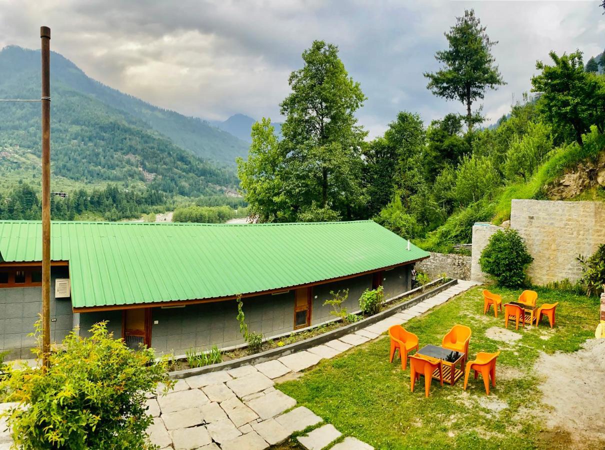 Hotel Hollywood - Top Rated & Most Awarded Property In Manali Eksteriør billede
