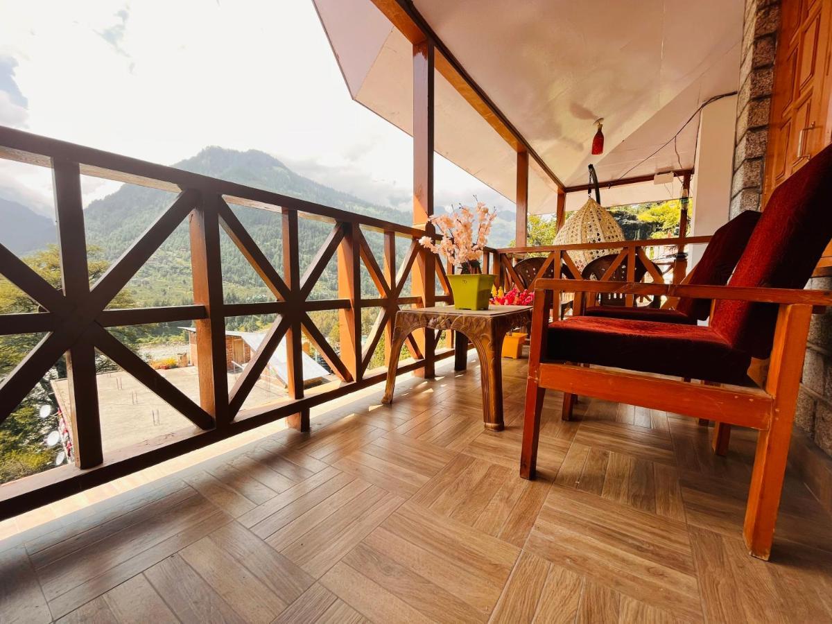 Hotel Hollywood - Top Rated & Most Awarded Property In Manali Eksteriør billede