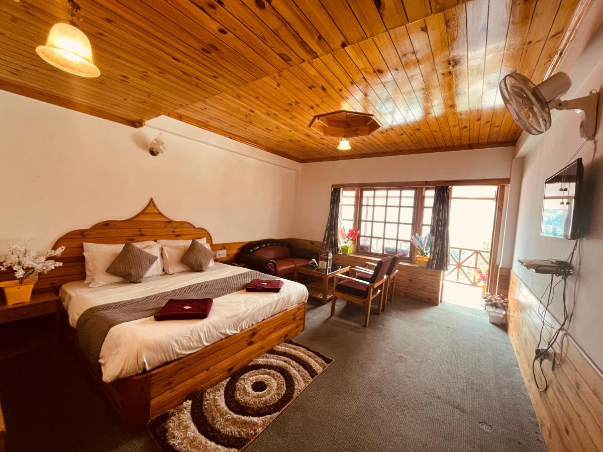 Hotel Hollywood - Top Rated & Most Awarded Property In Manali Eksteriør billede